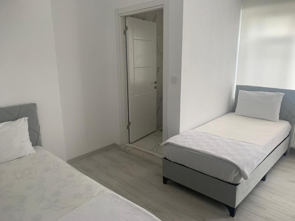 אודיירן Centre Reach Otel מראה חיצוני תמונה